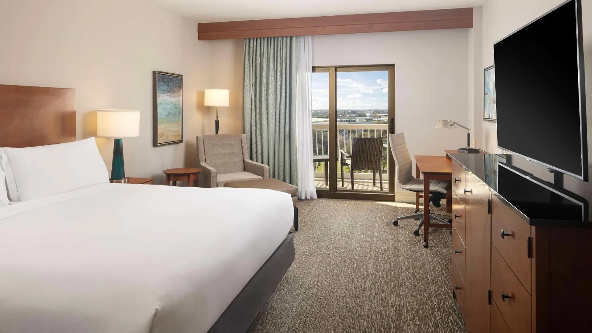 Hilton St. Petersburg Carillon Park Hotel