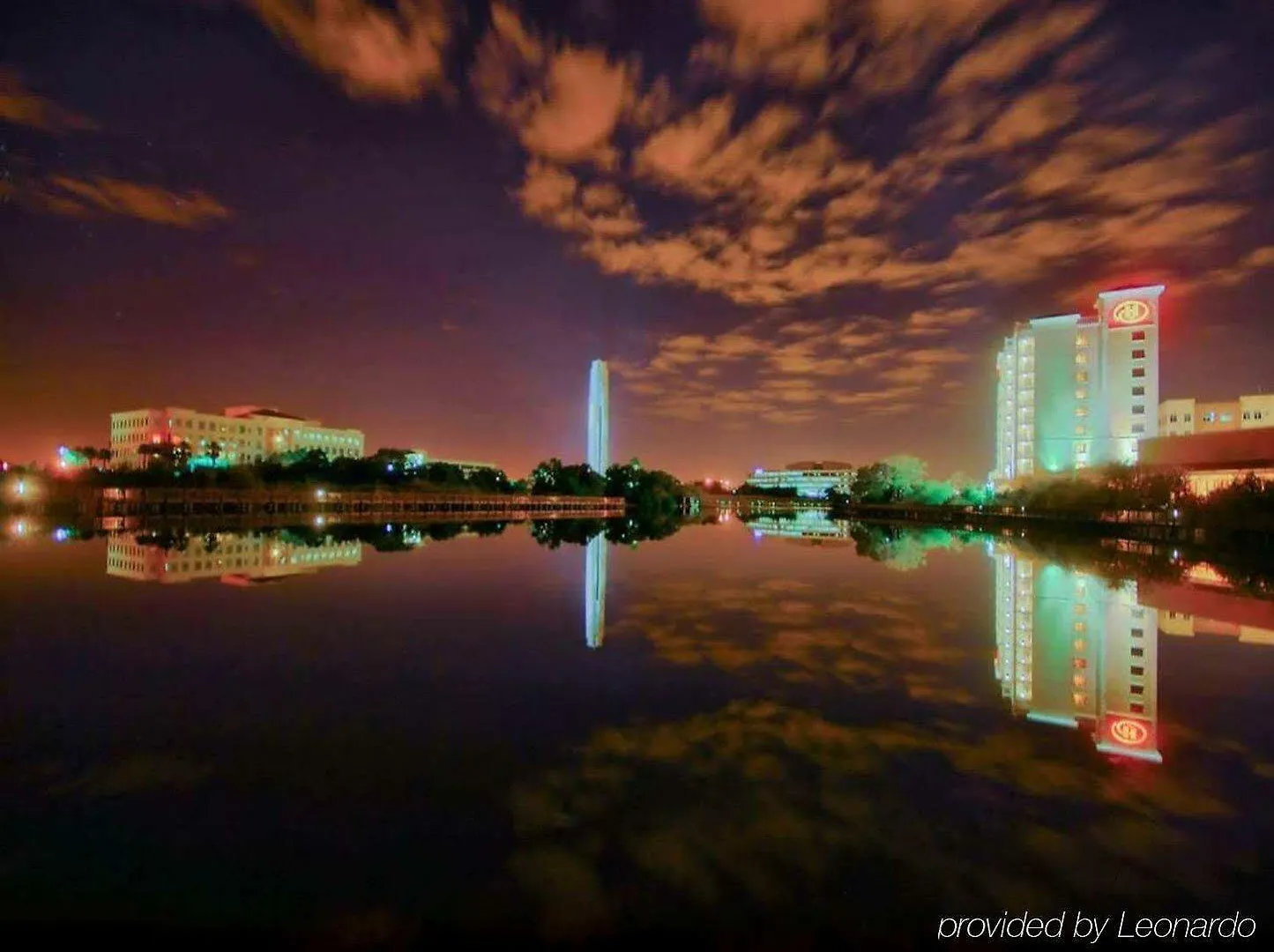 Hilton St. Petersburg Carillon Park Hotel